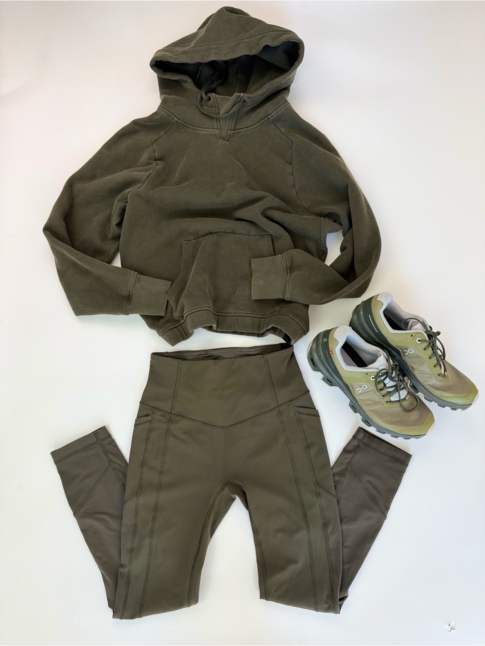 Lululemon Hoodie & All The Right Places Crop II Leggings Set sz 4